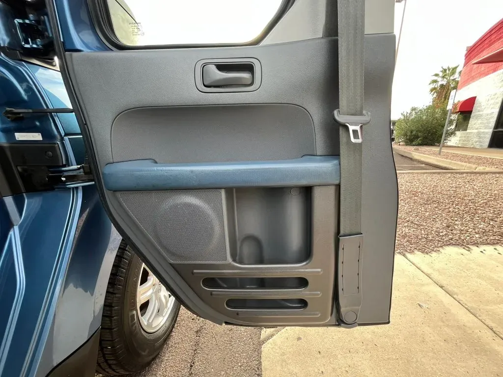 Honda Element photo 10