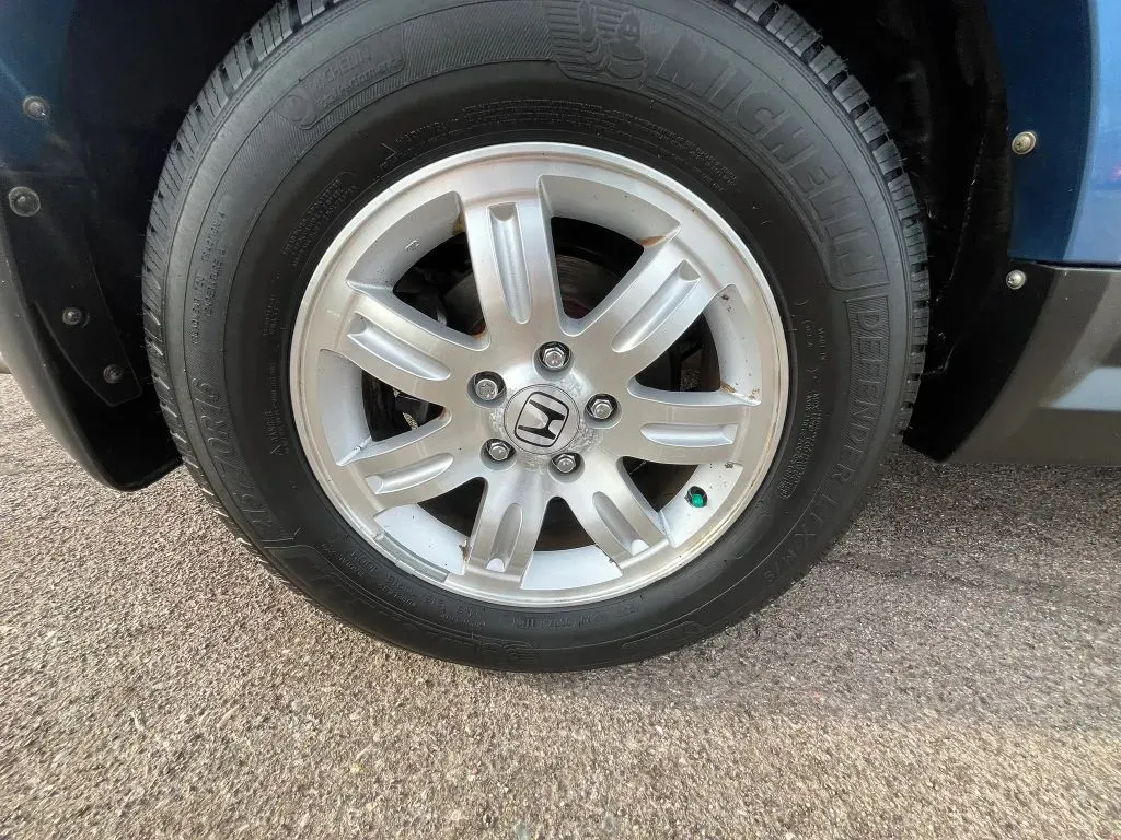 Honda Element photo 18