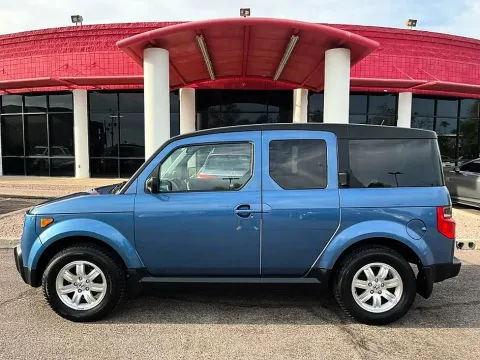 Photos of 2006 Honda Element EX-P Sport Utility 4D for sale in Mesa, AZ at Ultimate Autos