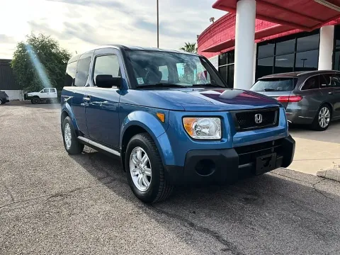 More photos of 2006 Honda Element EX-P Sport Utility 4D at Ultimate Autos, AZ