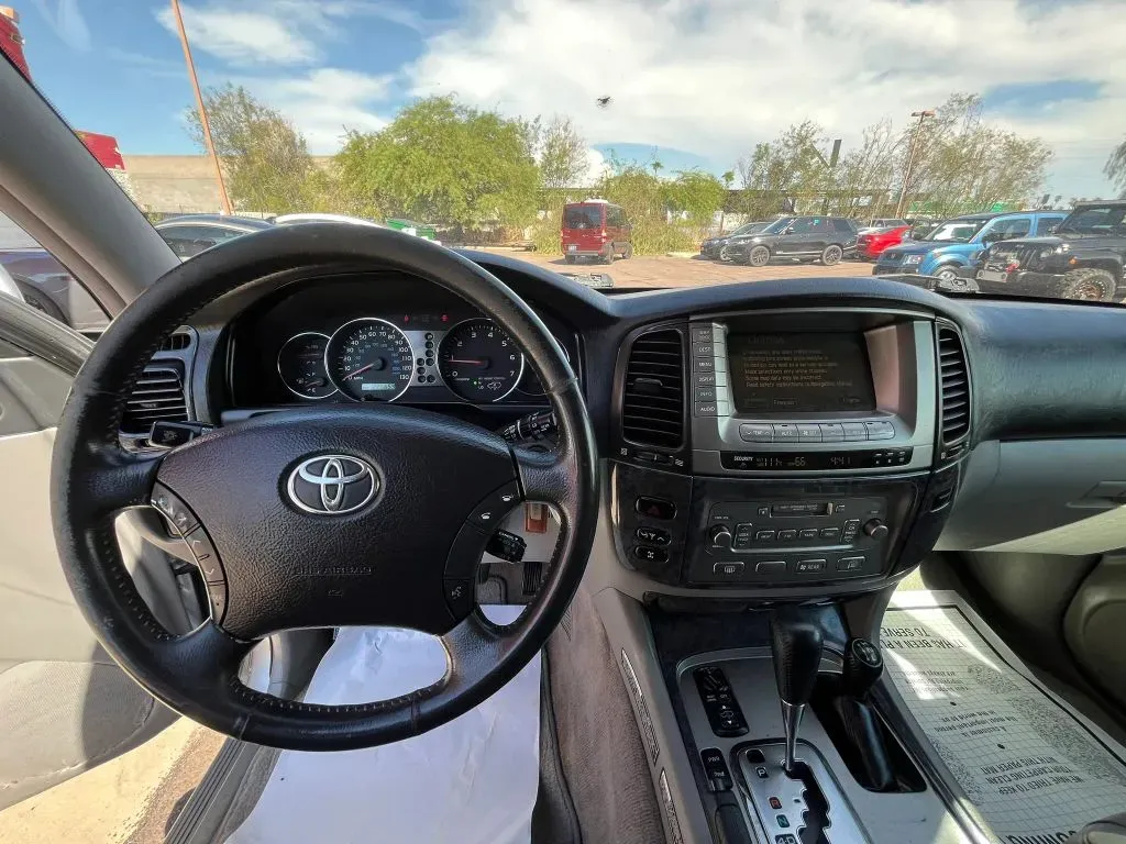 Toyota Land Cruiser photo 22