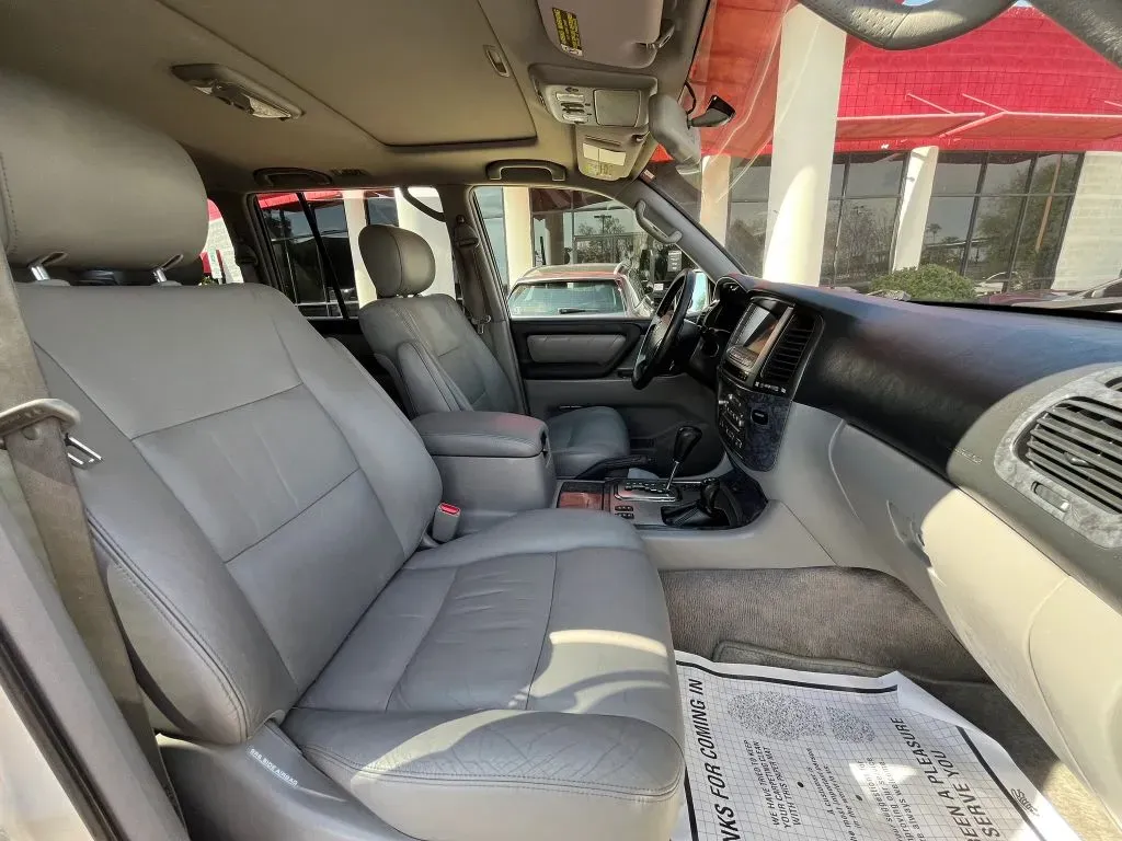 Toyota Land Cruiser photo 12