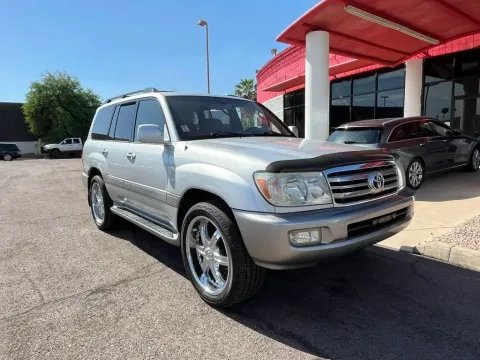 More photos of 2006 Toyota Land Cruiser Sport Utility 4D at Ultimate Autos, AZ