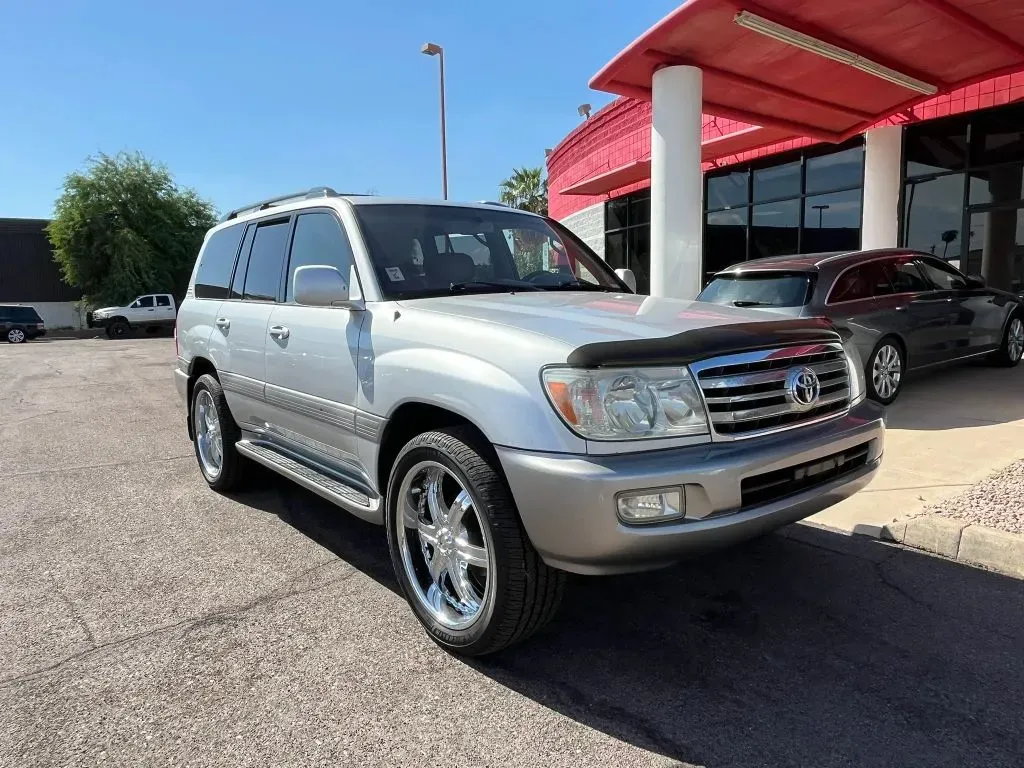 Toyota Land Cruiser photo 5