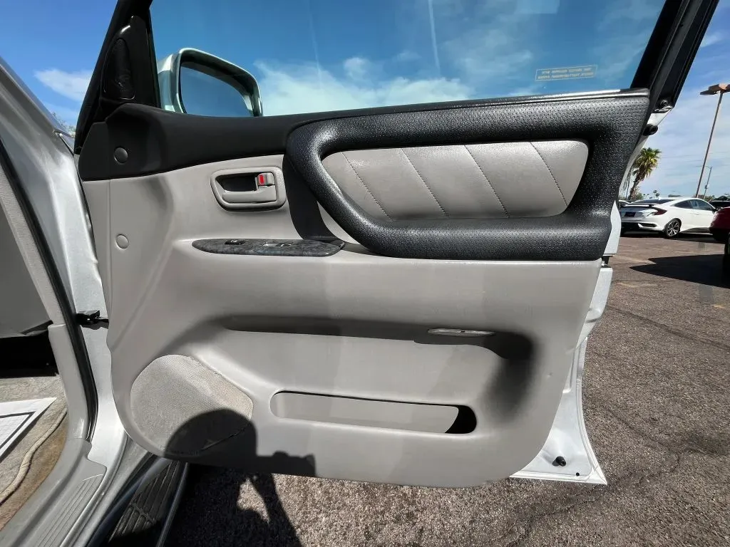 Toyota Land Cruiser photo 13