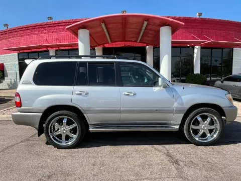 More photos of 2006 Toyota Land Cruiser Sport Utility 4D at Ultimate Autos, AZ
