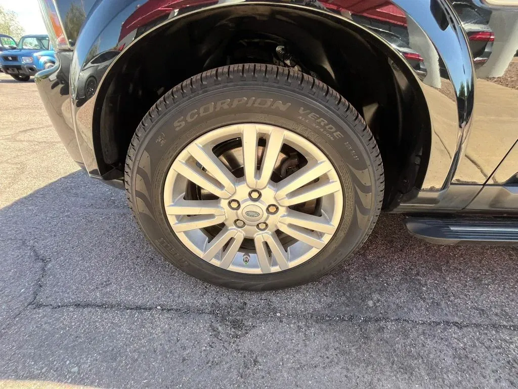 Land Rover LR4 photo 15