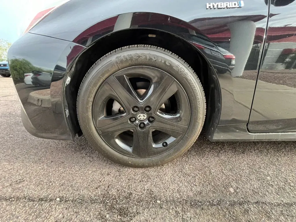Toyota Prius photo 16