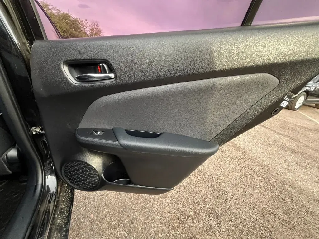 Toyota Prius photo 15