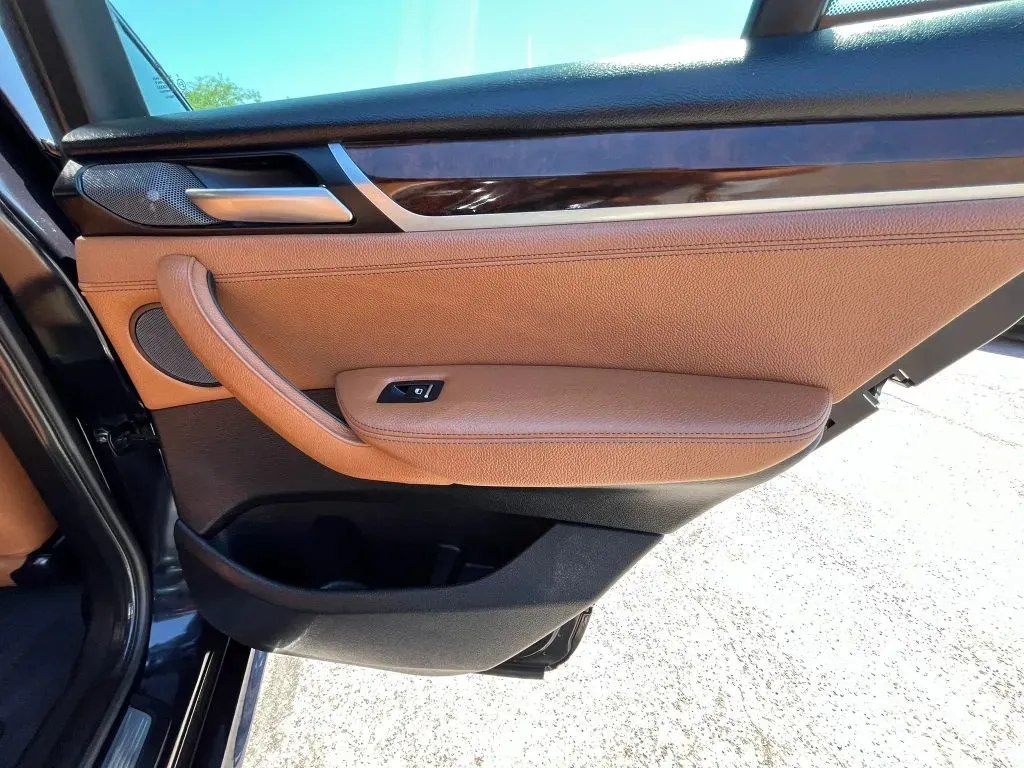 BMW X4 photo 16