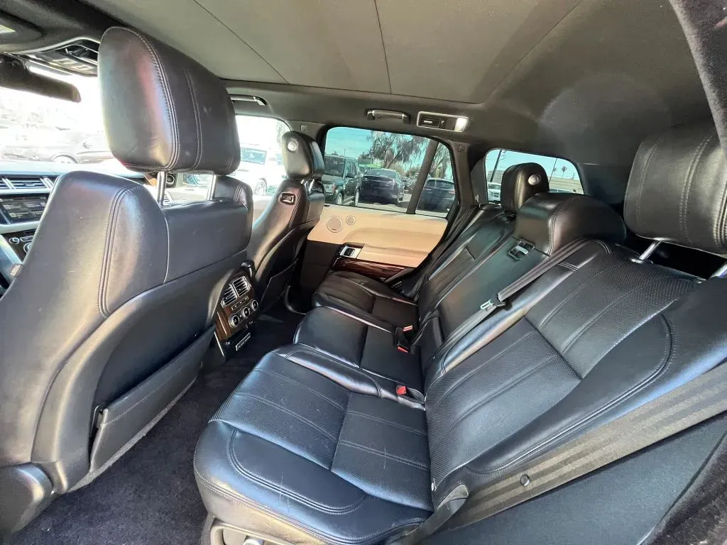 Land Rover Range Rover photo 9
