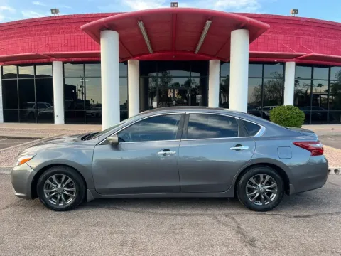 Photos of 2018 Nissan Altima 2.5 S Sedan 4D for sale in Mesa, AZ at Ultimate Autos