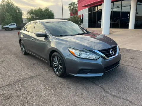 More photos of 2018 Nissan Altima 2.5 S Sedan 4D at Ultimate Autos, AZ