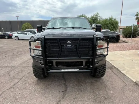More photos of 2006 Ford F250 Super Duty Crew Cab XL Pickup 4D 6 3/4 ft at Ultimate Autos, AZ