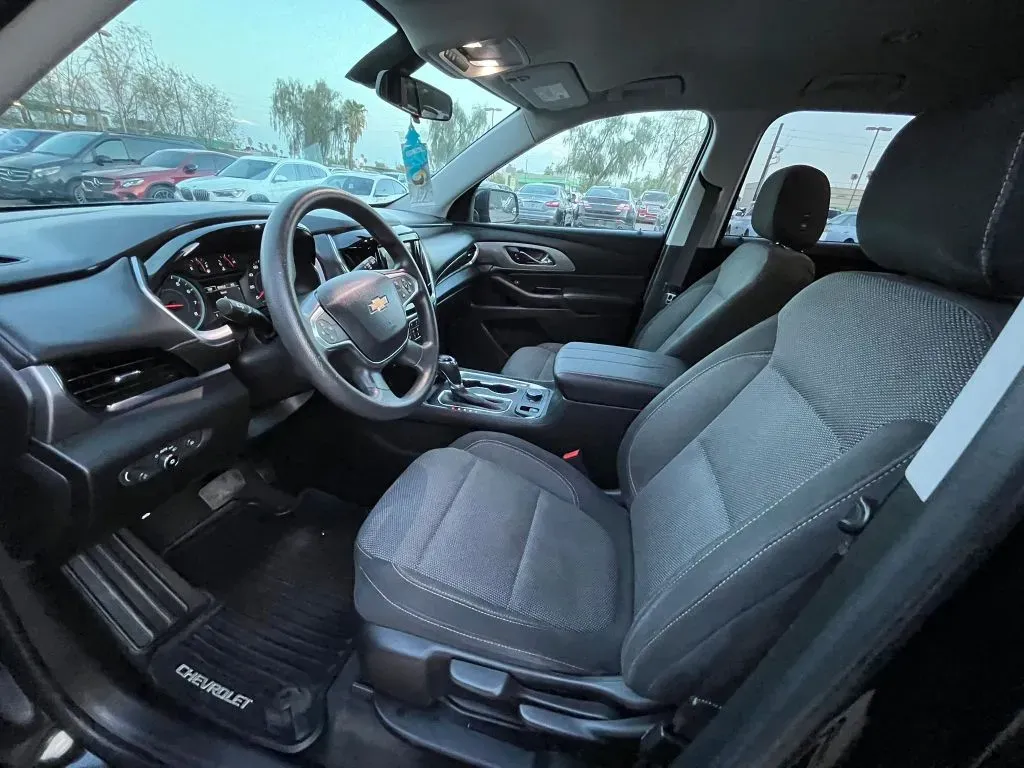 Chevrolet Traverse photo 7