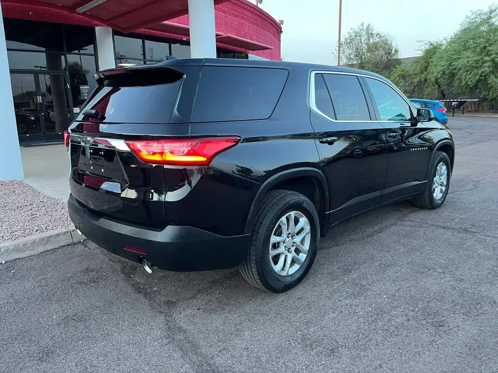 Chevrolet Traverse photo 6