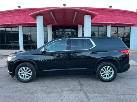 Photos of 2019 Chevrolet Traverse LS Sport Utility 4D for sale in Mesa, AZ at Ultimate Autos