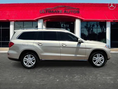 More photos of 2013 Mercedes-Benz GL-Class GL 450 4MATIC Sport Utility 4D at Ultimate Autos, AZ