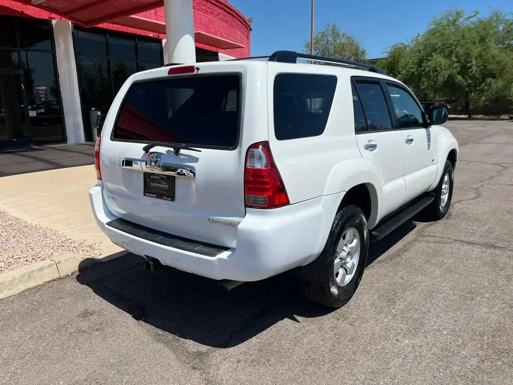 Toyota 4Runner photo 6