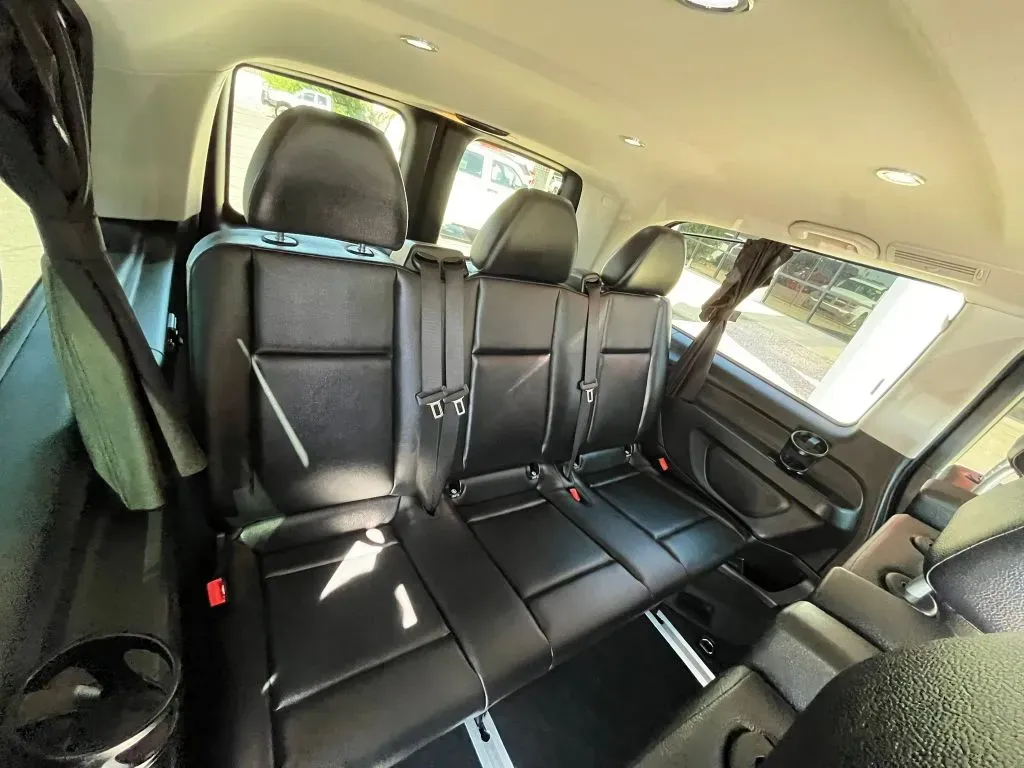 Mercedes-Benz Metris photo 14