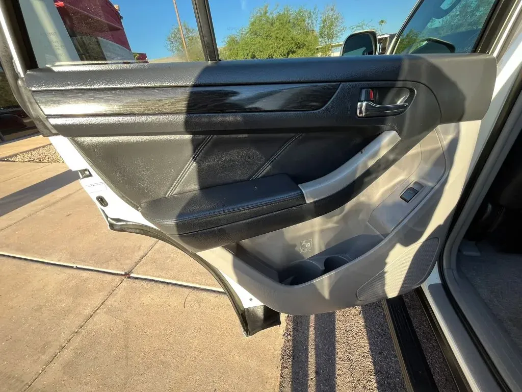 Toyota 4Runner photo 10