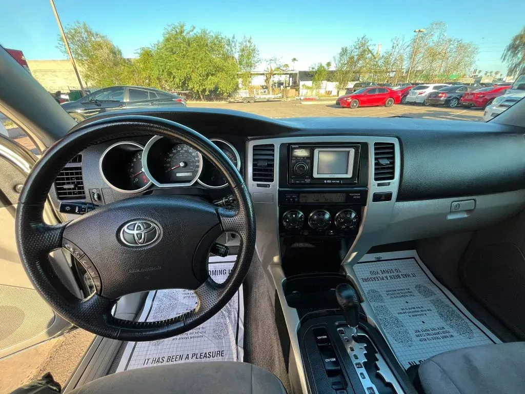 Toyota 4Runner photo 23