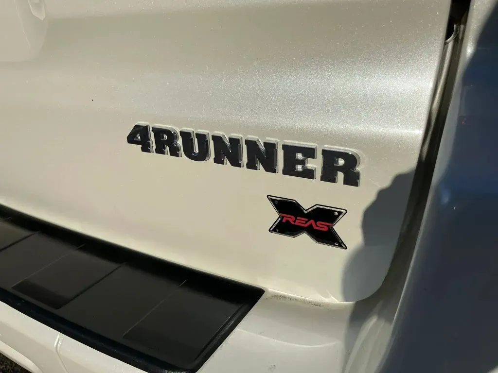 Toyota 4Runner photo 21