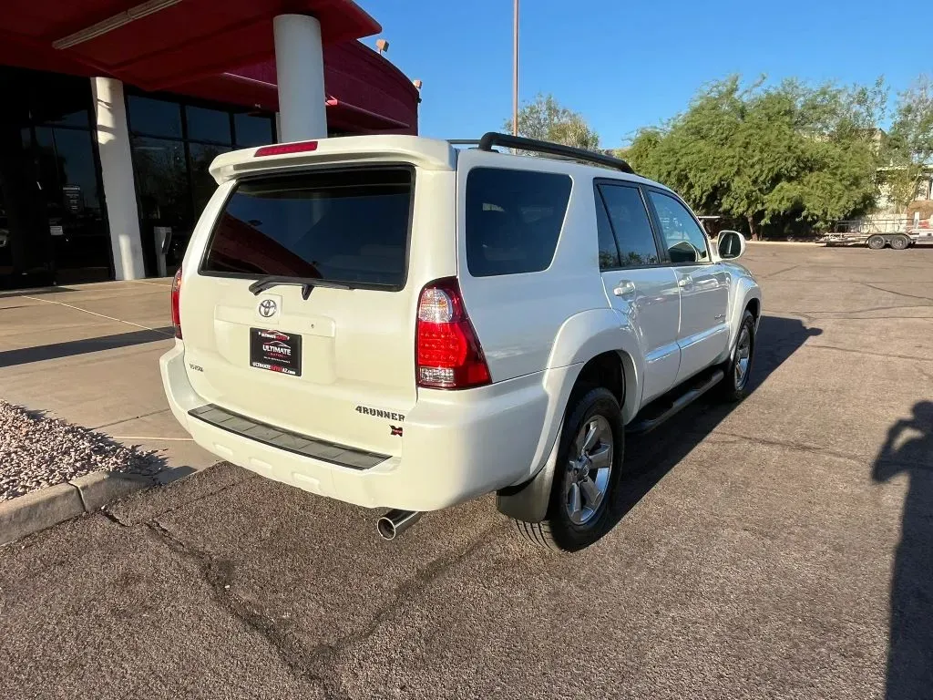 Toyota 4Runner photo 6