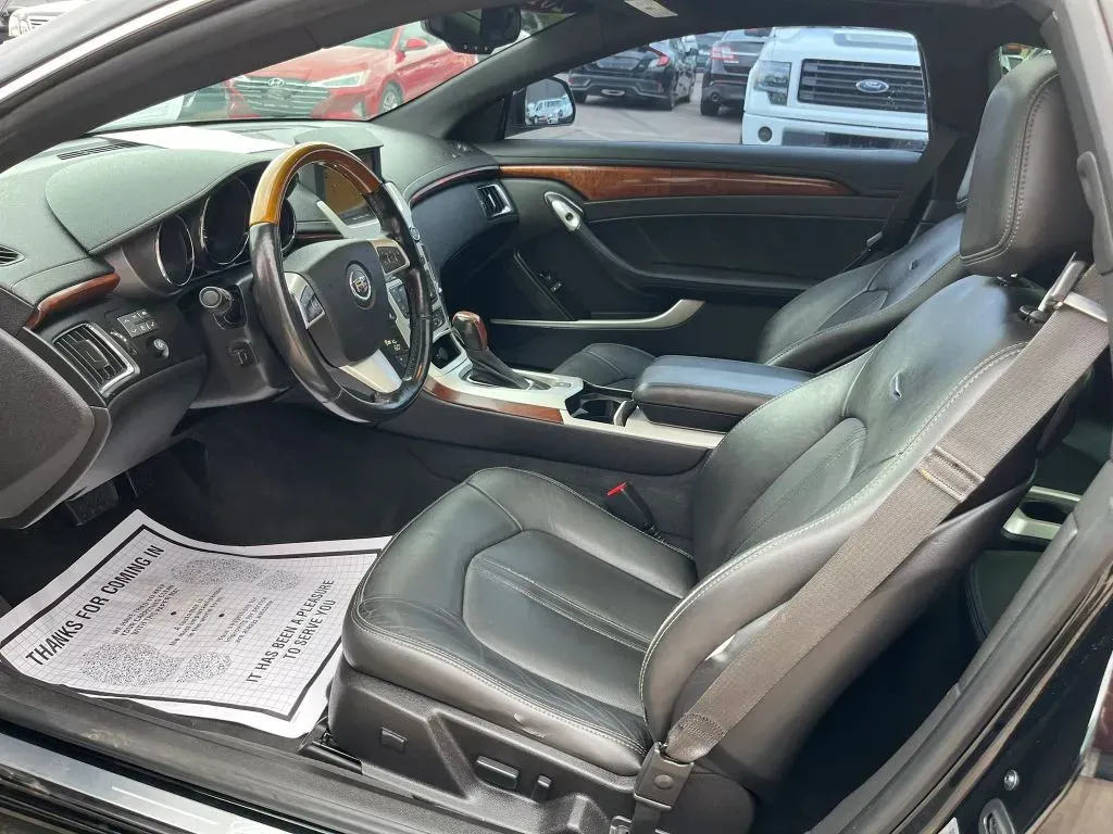 Cadillac CTS photo 7