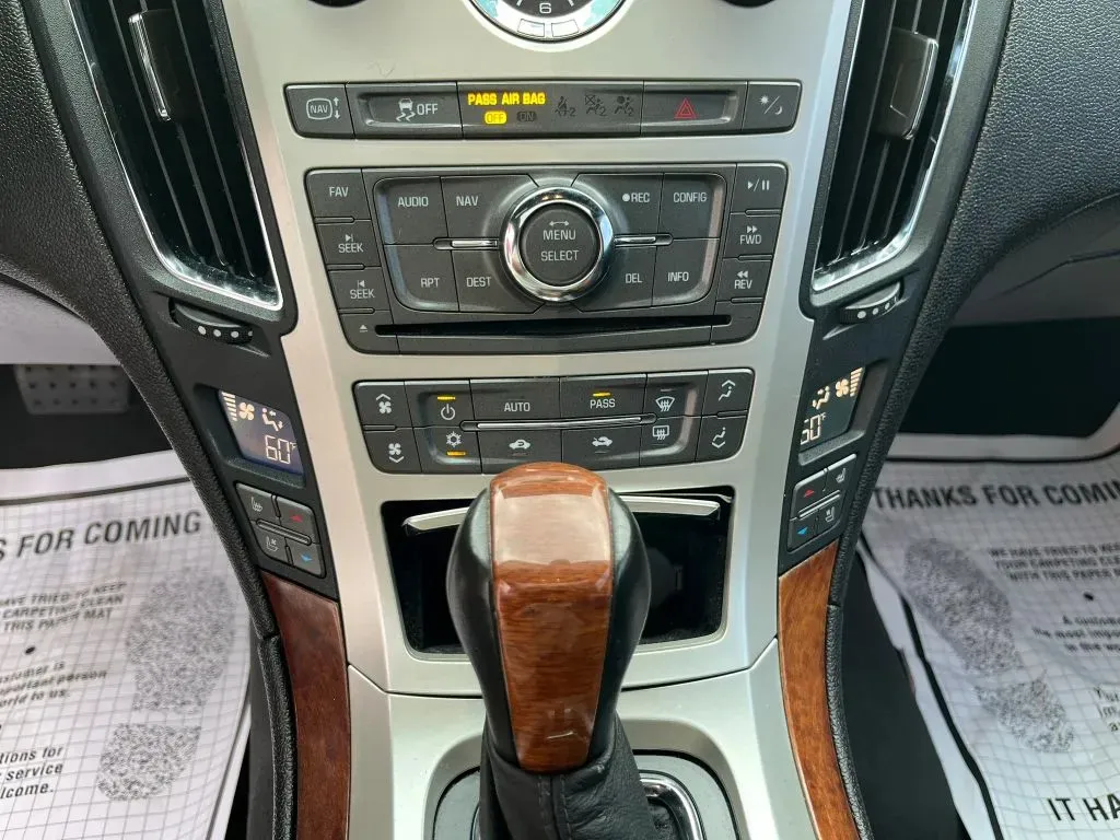 Cadillac CTS photo 21