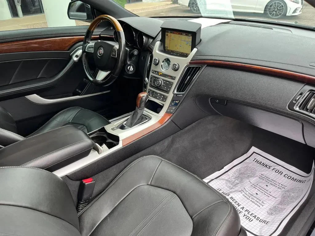 Cadillac CTS photo 12