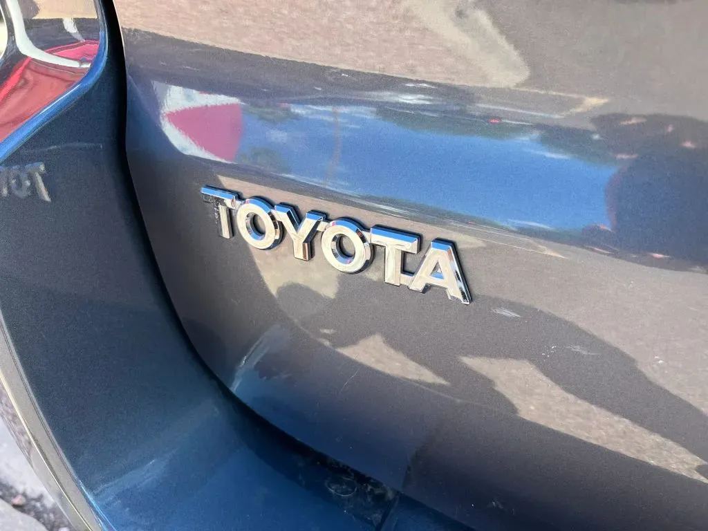 Toyota 4Runner photo 24