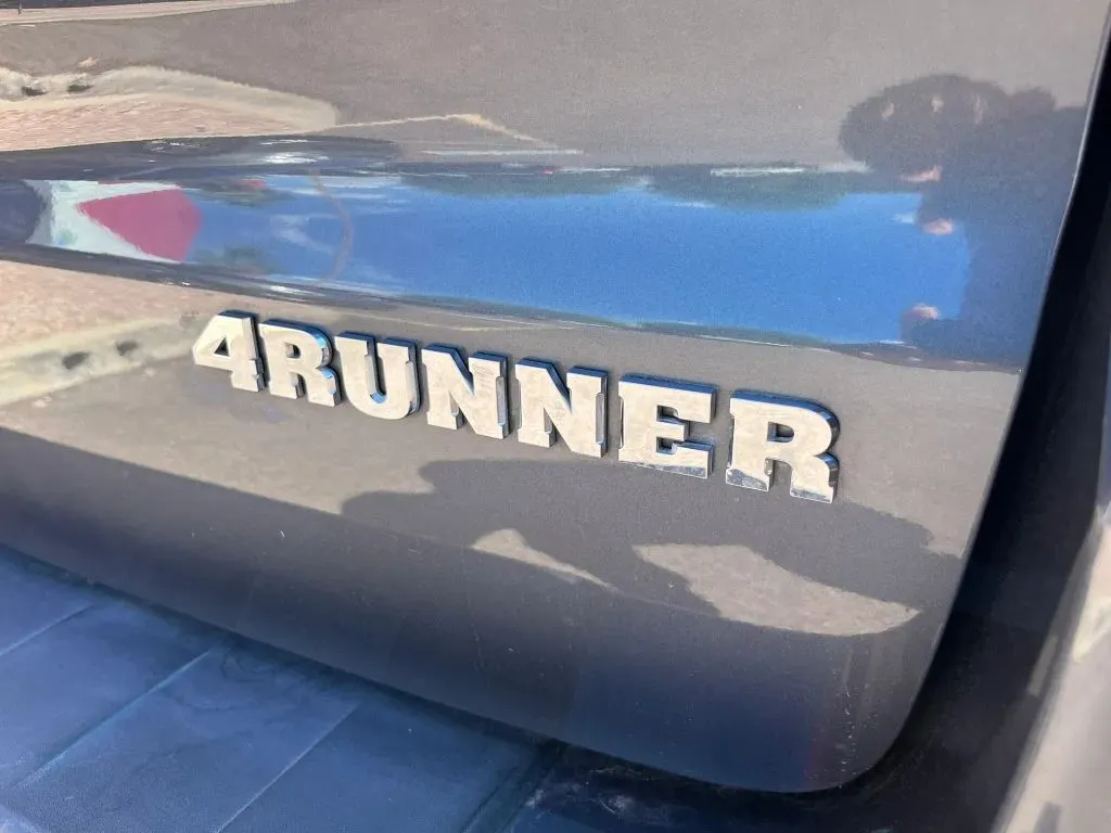 Toyota 4Runner photo 22
