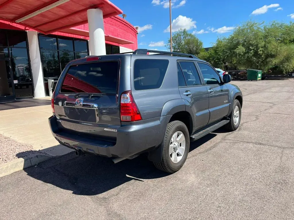 Toyota 4Runner photo 6