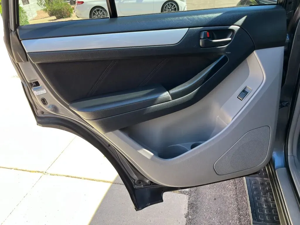 Toyota 4Runner photo 11