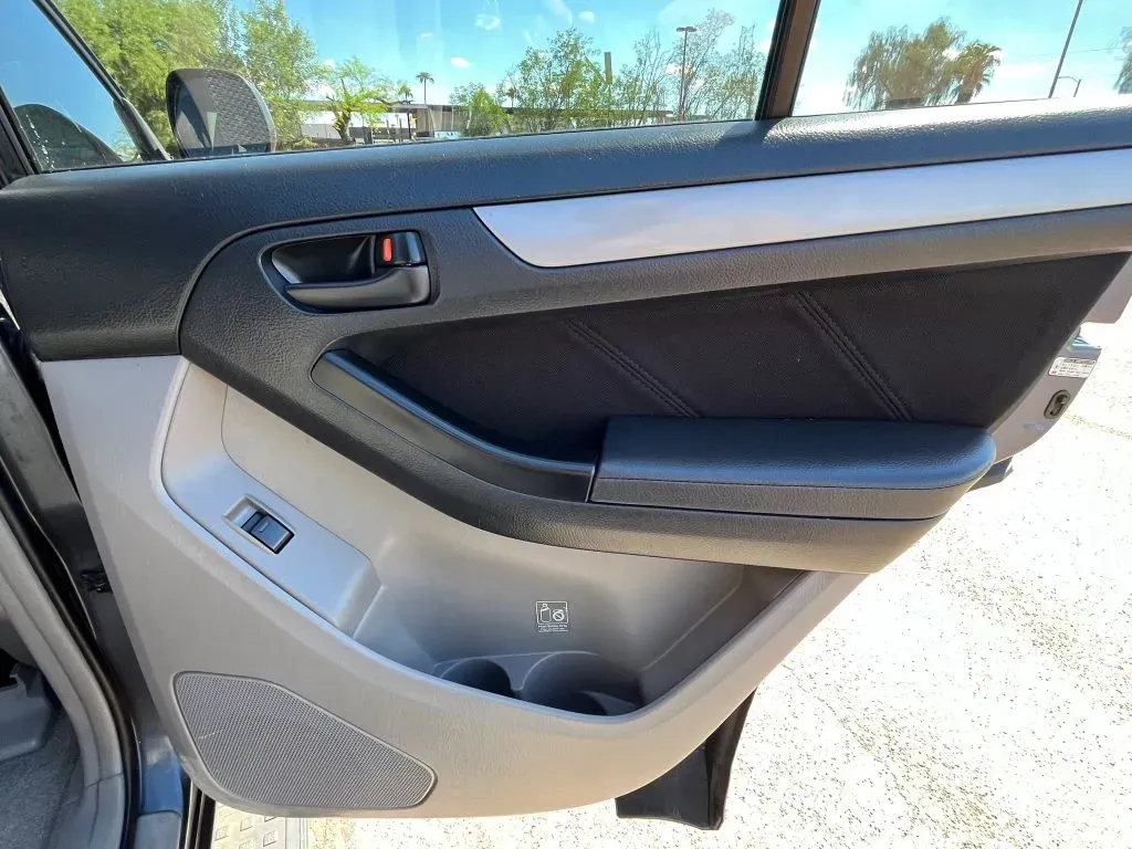 Toyota 4Runner photo 17