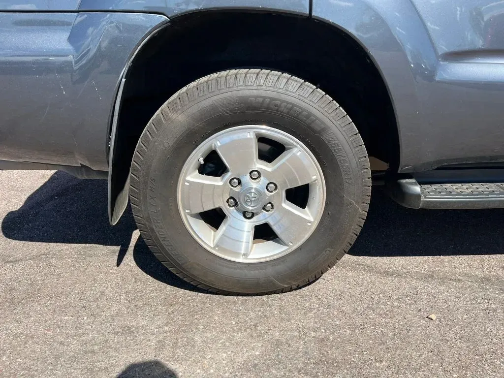 Toyota 4Runner photo 20