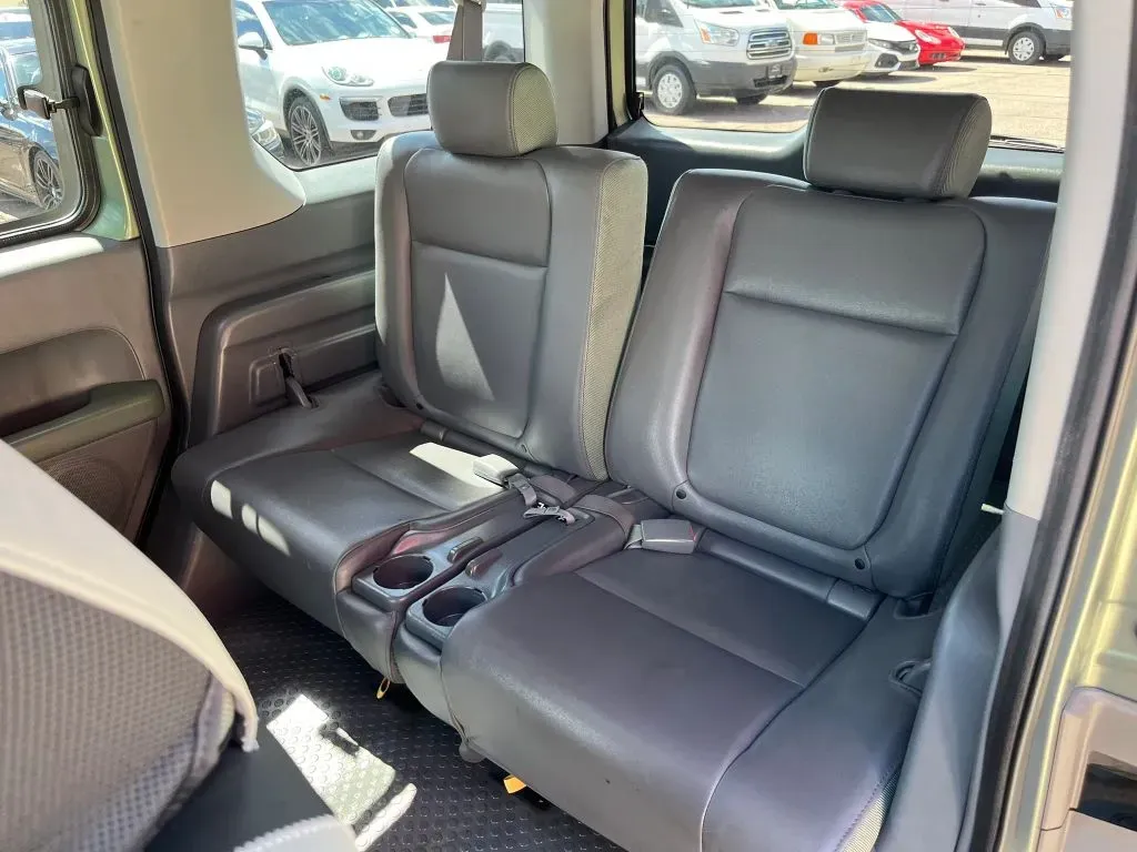 Honda Element photo 11