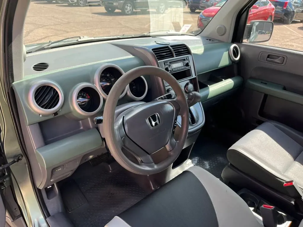 Honda Element photo 8