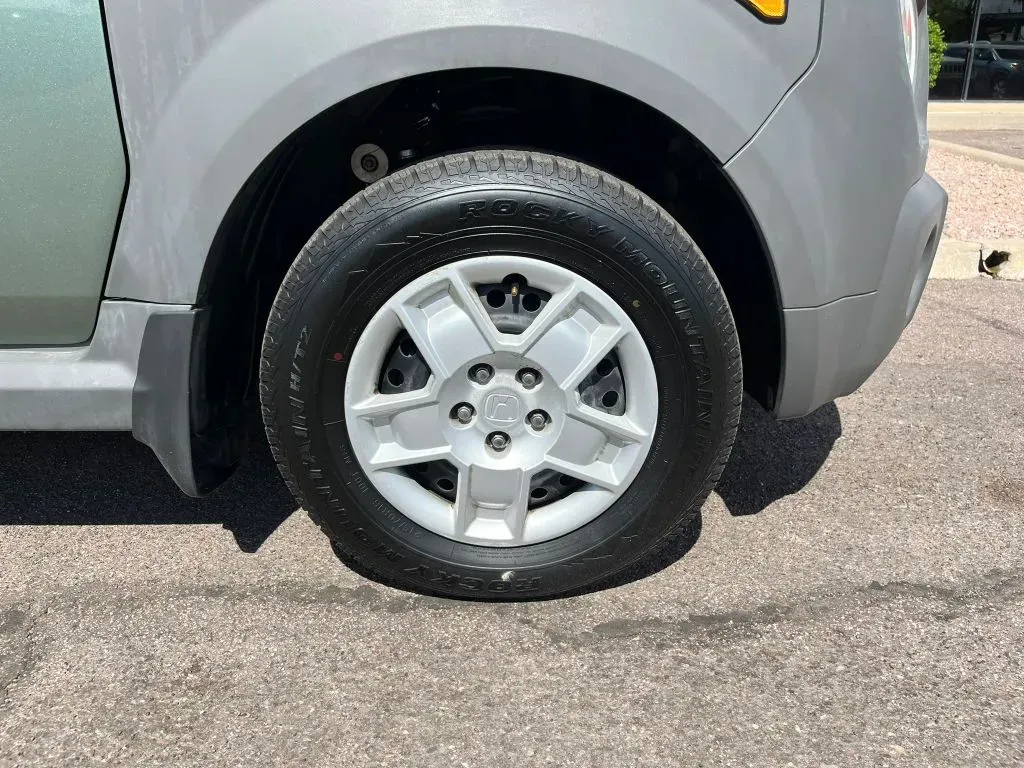Honda Element photo 21