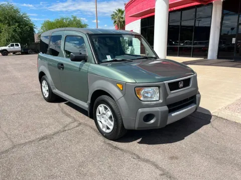 More photos of 2005 Honda Element LX Sport Utility 4D at Ultimate Autos, AZ