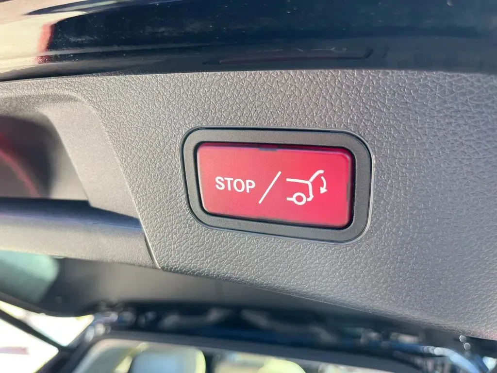 Mercedes-Benz GLA photo 12
