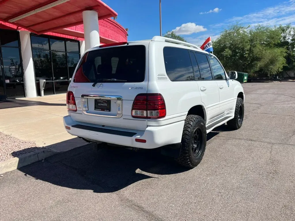 Lexus LX photo 6