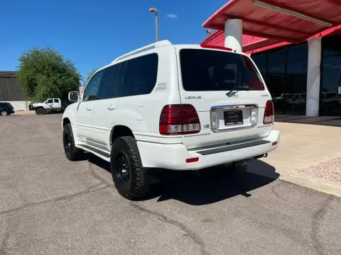 Another view of 2006 Lexus LX 470 Sport Utility 4D for sale in Mesa, AZ at Ultimate Autos