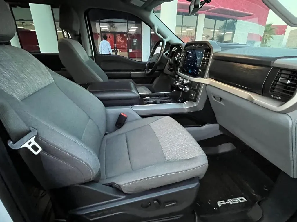 Ford F-150 photo 11