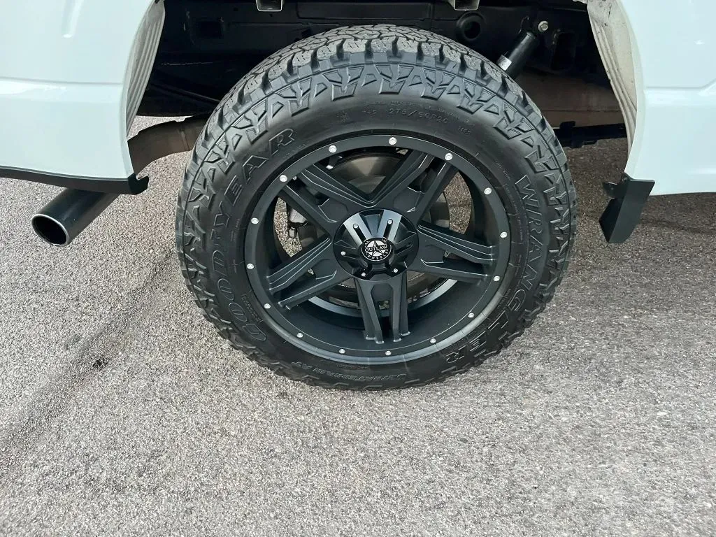 Ford F-150 photo 17