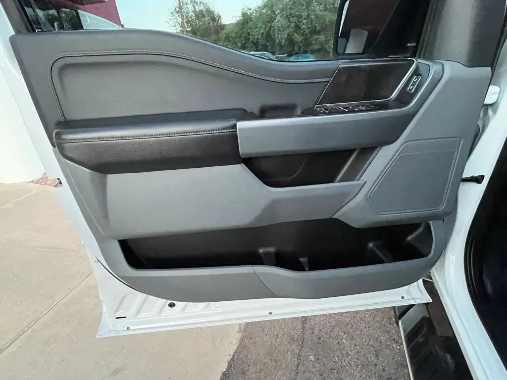 Ford F-150 photo 8