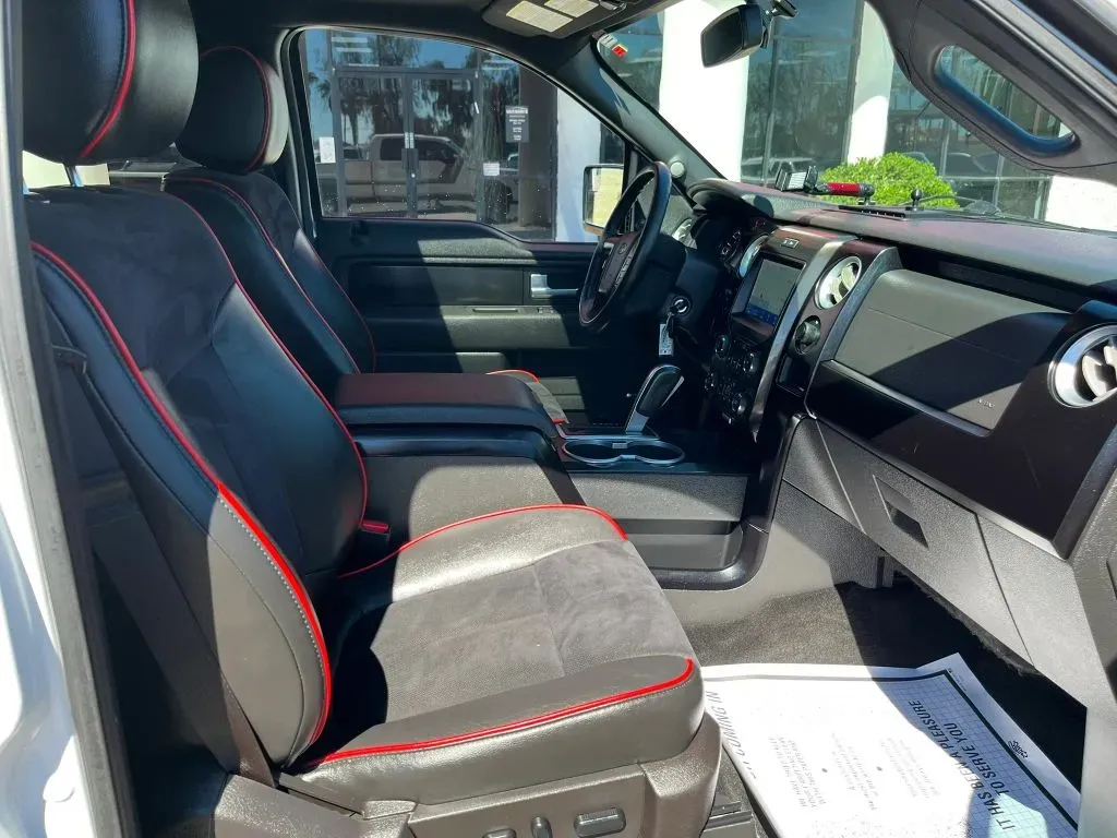 Ford F-150 photo 12