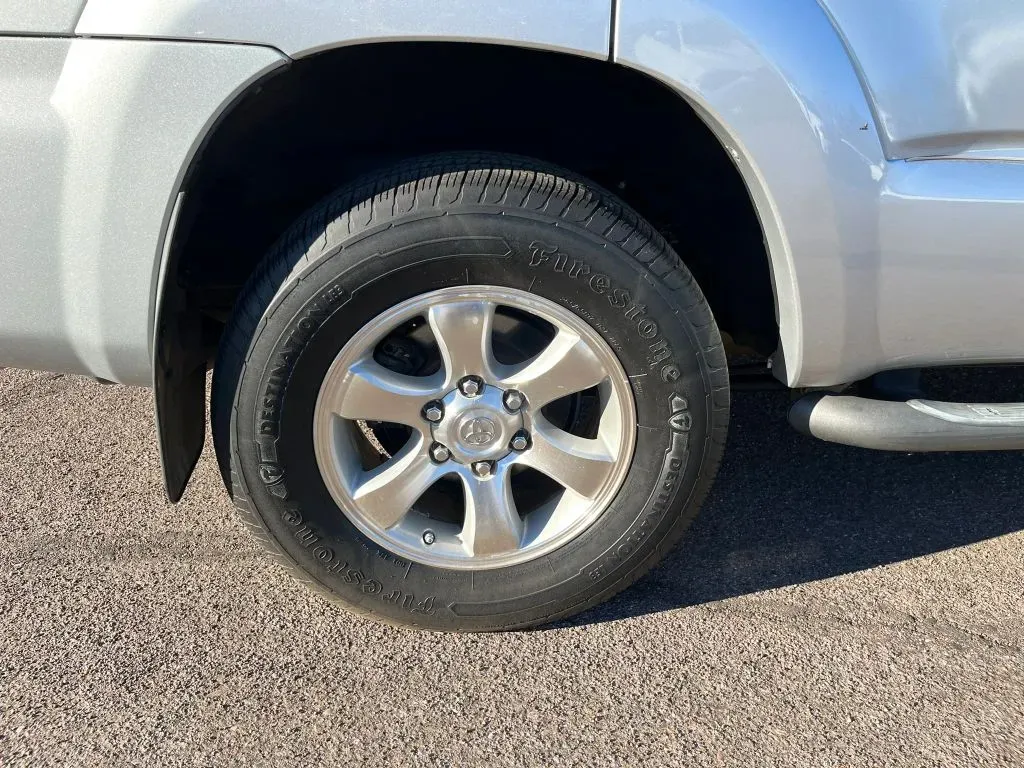 Toyota 4Runner photo 20