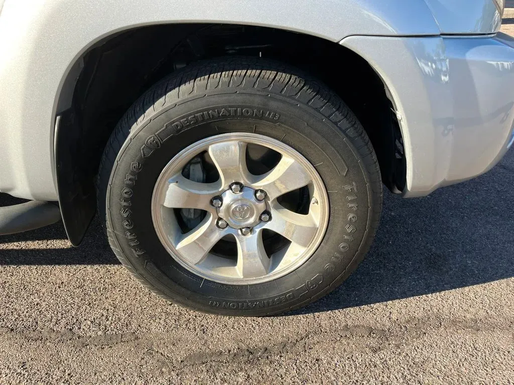 Toyota 4Runner photo 21